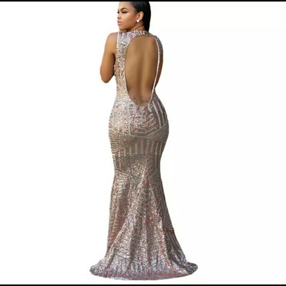 Gorgeous boutique dress size medium. NWT - Picture 2 of 5